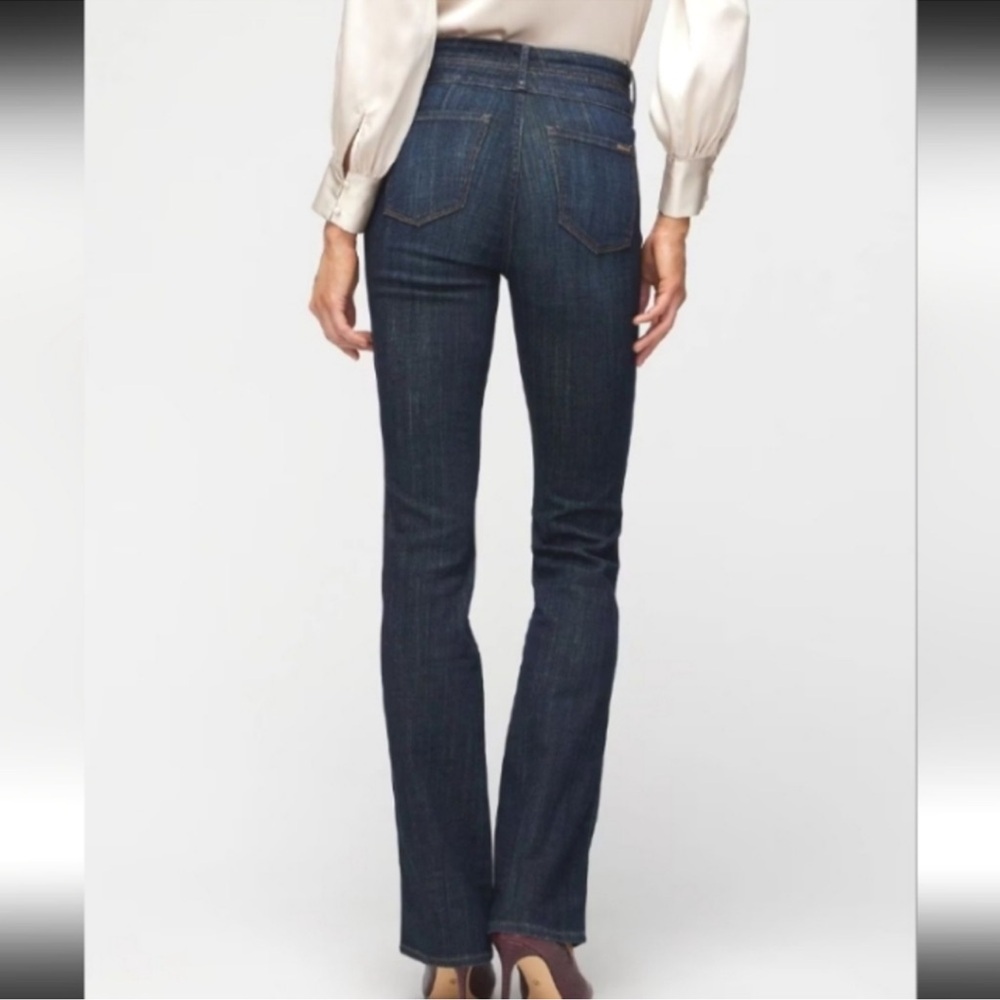 WHBM Extra High Rise Straight Pintuck Leg Medium Wash Jeans Size 8 $120 EUC KL - Picture 2 of 16